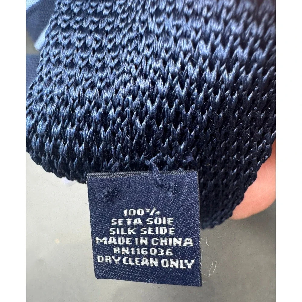 Charles Tyrwhitt Mens Navy Sky Blue Knitted Stripe Silk Tie NEW